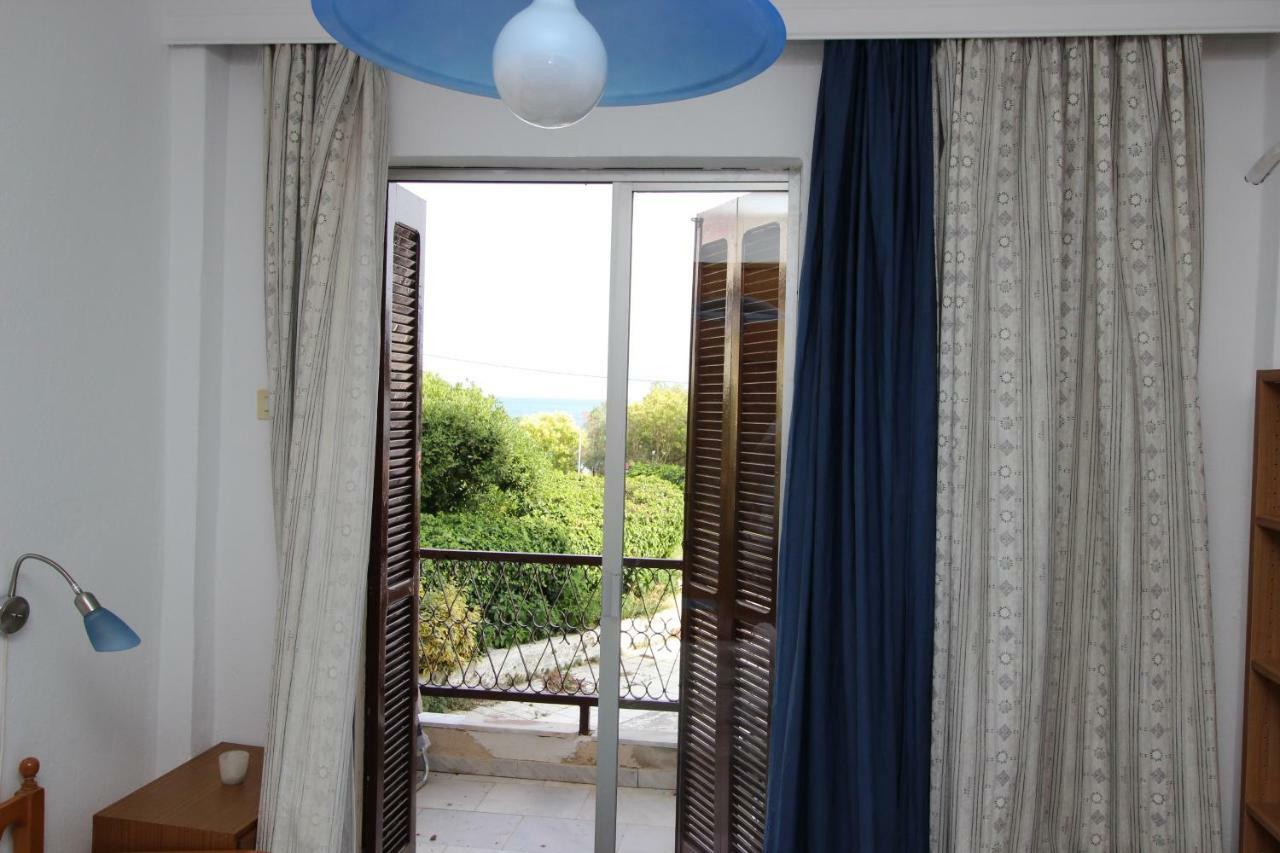 Kariani Beach Apartment *
